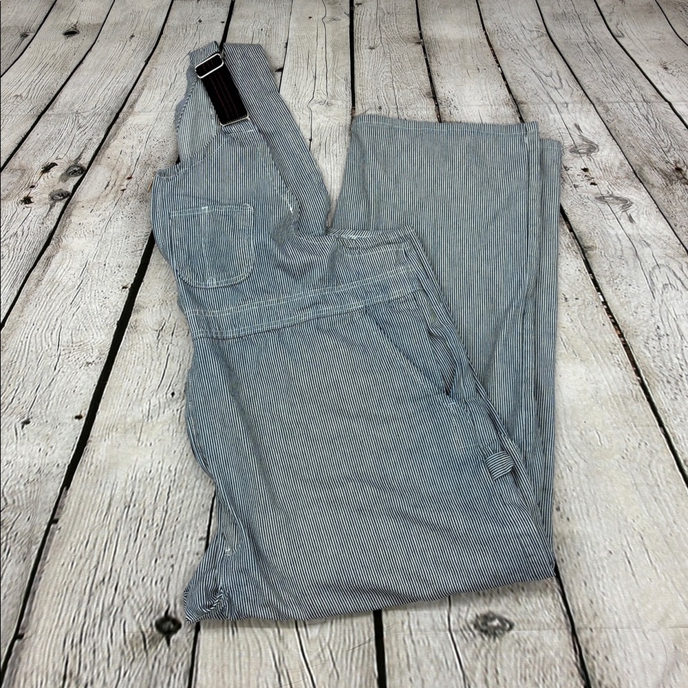 Big Bill Hickory Stripe Bib Overall with Zip Front Closure  54 Regular - Picture 8 of 10